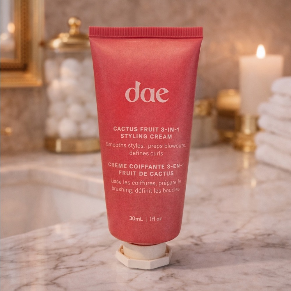 dae Cactus Fruit 3-in-1 Styling Cream – travel size 30 mL